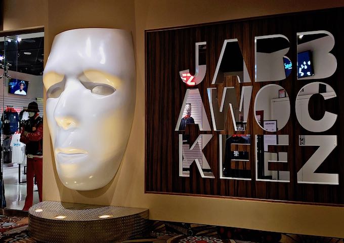 Jabbawockeez puts on the Best Dance Show in Las Vegas