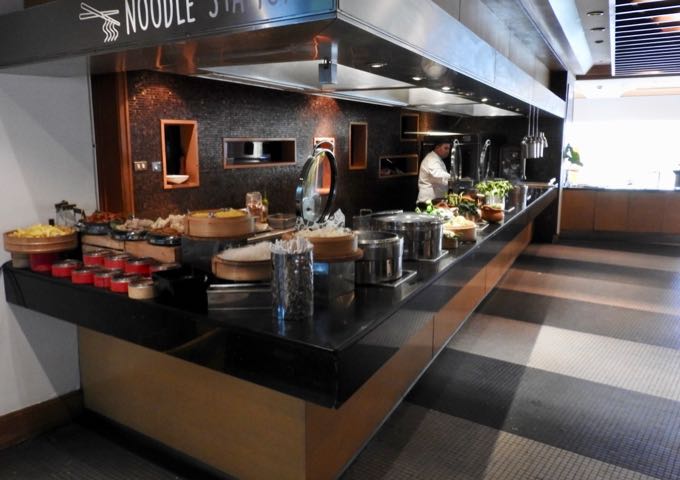 Mistral restaurant serves buffet breakfasts and a la carte all day.