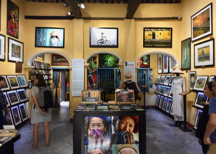 Best places to shop in Hoi An.