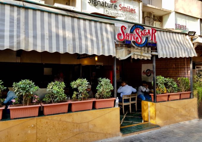 Shiv Sagar serves delicious and affordable Indian vegetarian meals.