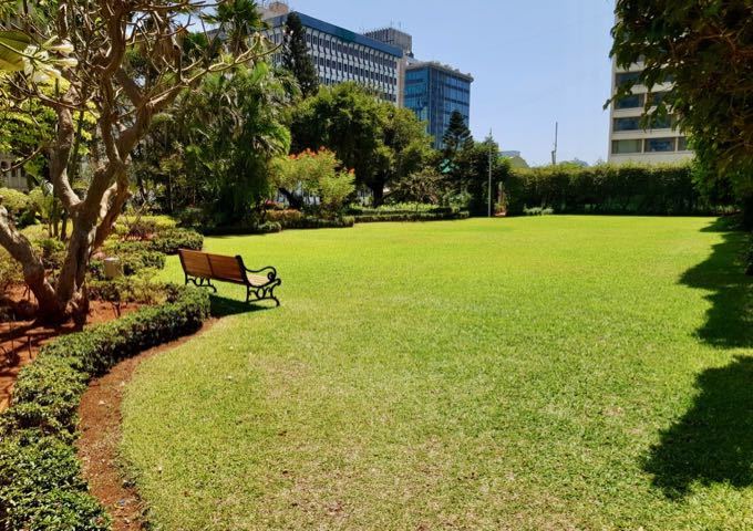 Patch of lawn at Trident hotel Mumbai.