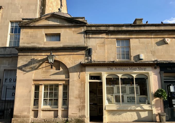 The Antique Map Shop is located on Pulteney Bridge.
