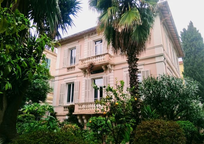 Review of Villa Claudia Hotel in Cannes, France.