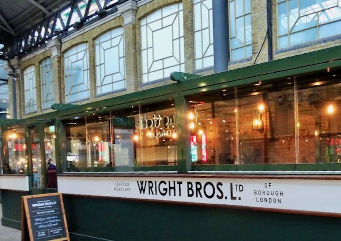 Wright Brothers' happy hours include oysters.