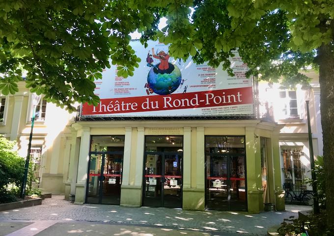 Theatre du Rond-Point shows contemporary French plays.