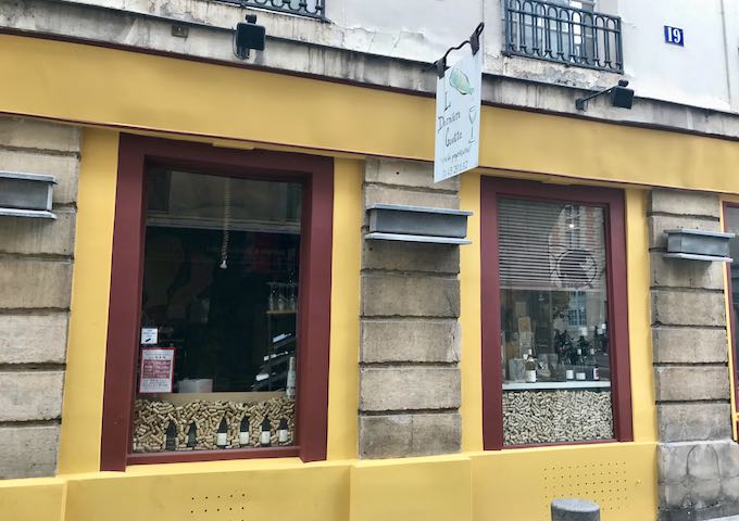 La Derniér Goutte is a lovely little wine shop.