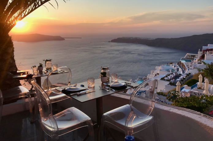Where To Eat in 3 days in Santorini.