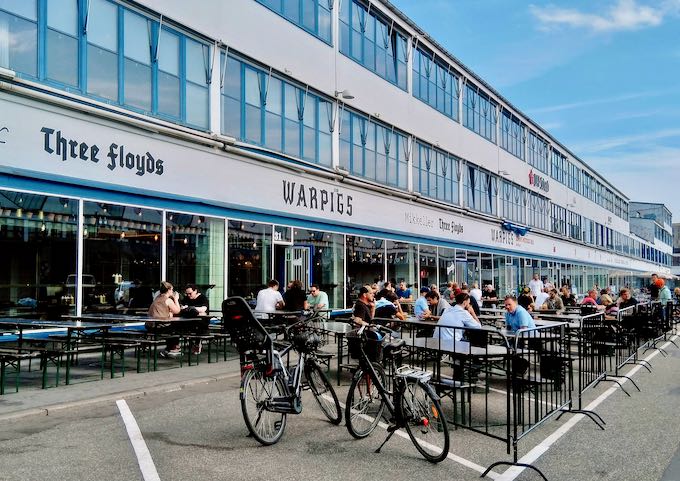 WarPigs is a fantastic American-Danish beer hall on Flæsketorvet.
