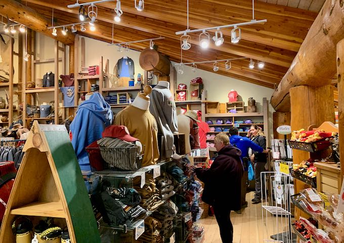 The main lodge also has a gift shop.