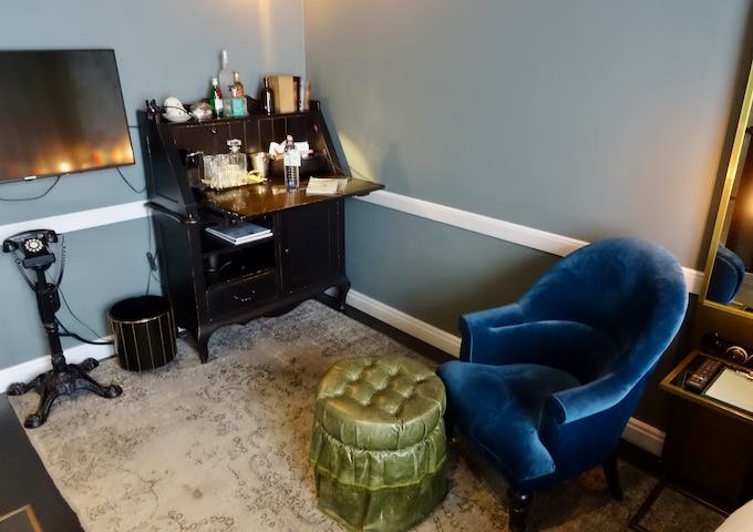 The Deluxe rooms are more spacious than the Petits.