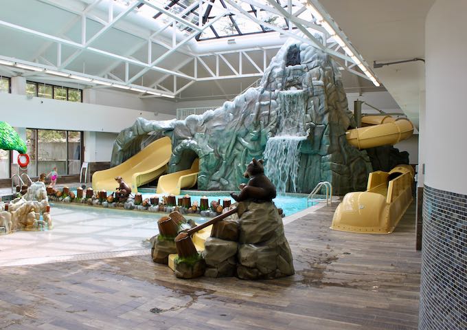 The indoor waterpark has 2 pools.
