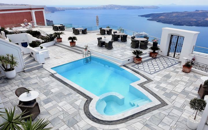 Pool and view from Anteliz Suites