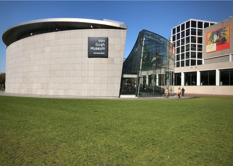 Circular facade of the Van Gogh Museum on a sunny day