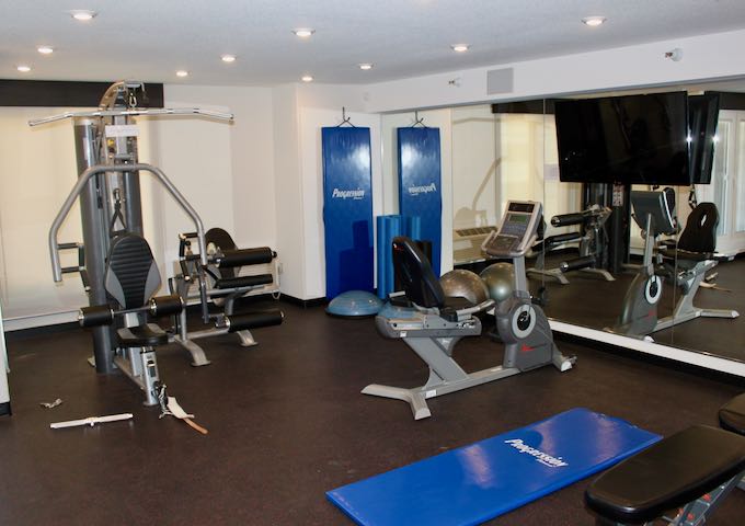 The fitness room is reasonably equipped.
