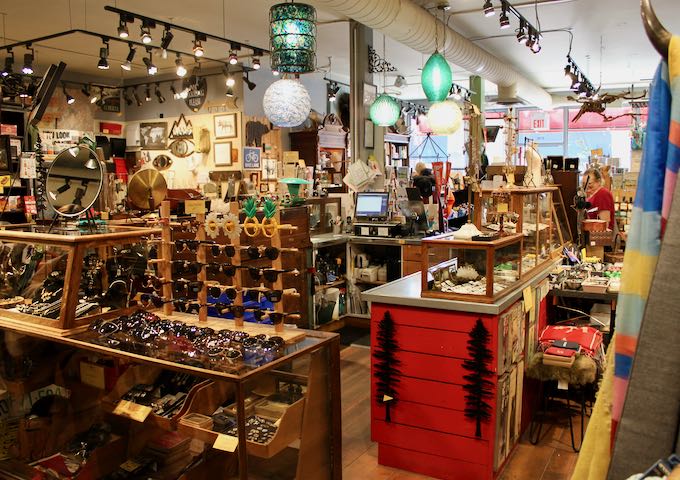 Steeling Home sells unique gifts and souvenirs.
