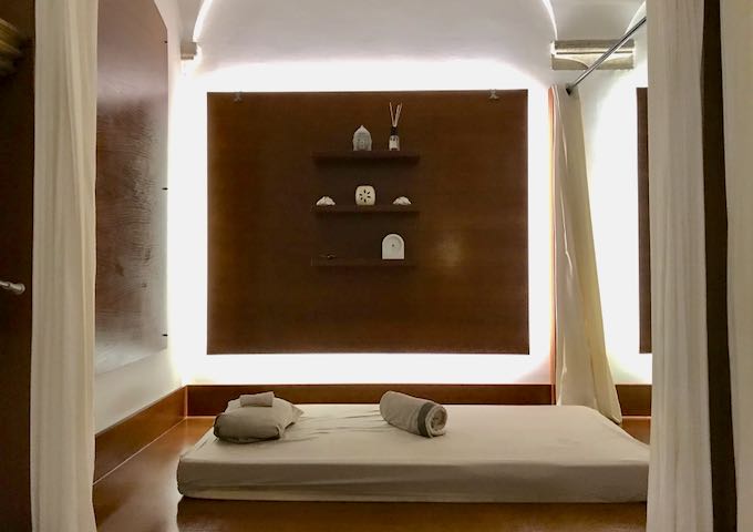 Icona Thai Spa offers massages and treatments.