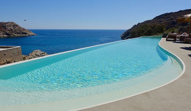 The infinity pool at The Wild