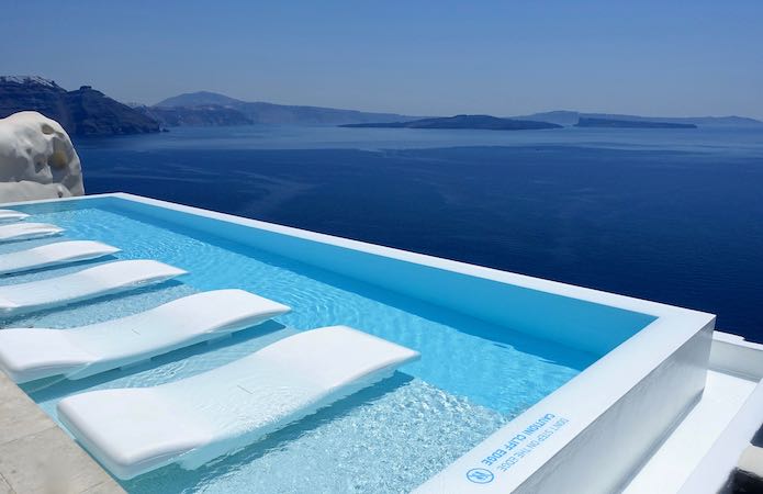 Floating sun loungers at Canaves Oia Suites