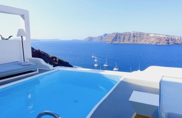 48 Best Hotels In Oia, Santorini - Where To Stay