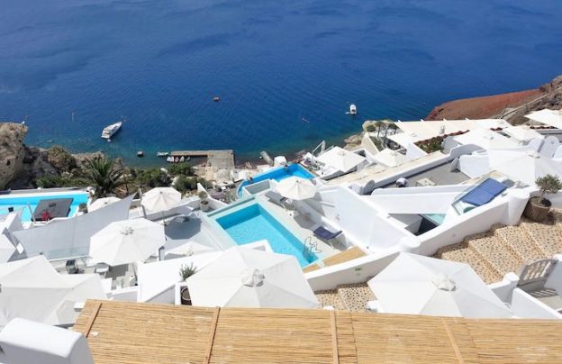 48 Best Hotels in Oia, Santorini - Where to Stay