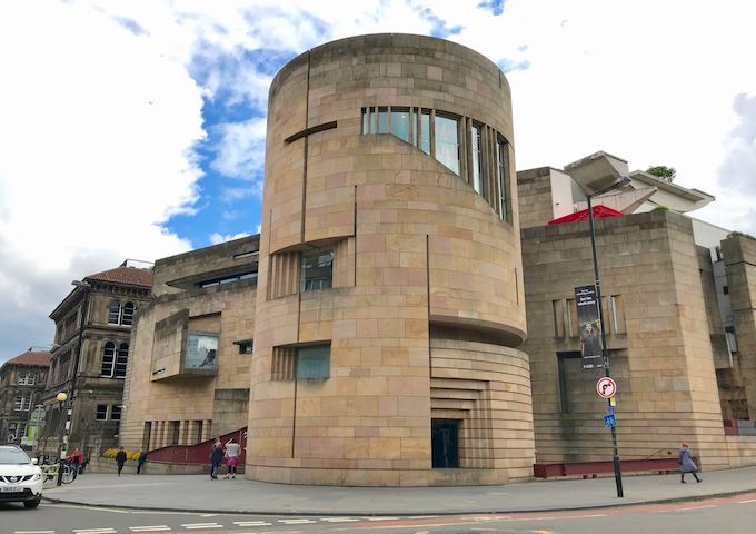 The National Museum of Scotland hosts excellent exhibitions.