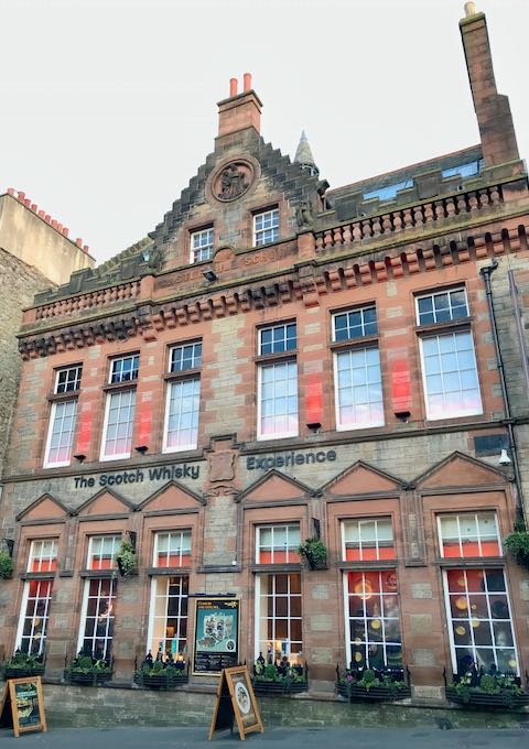 Scotch Whisky Experience offers whisky tastings and exhibitions.