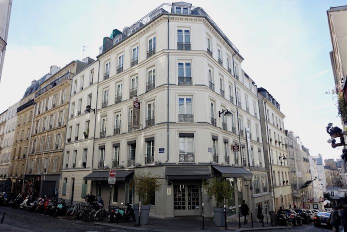 Exterior view of the Best Western Litteraire Marcel Ayme in Paris