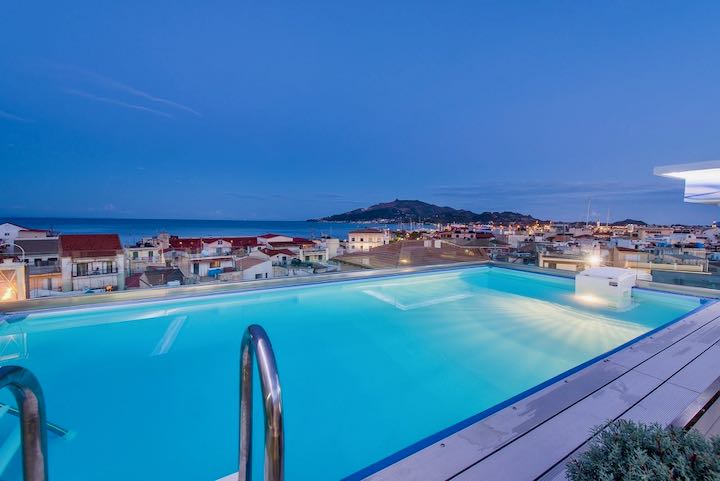 Zakynthos Town Hotel with View and Pool. 
