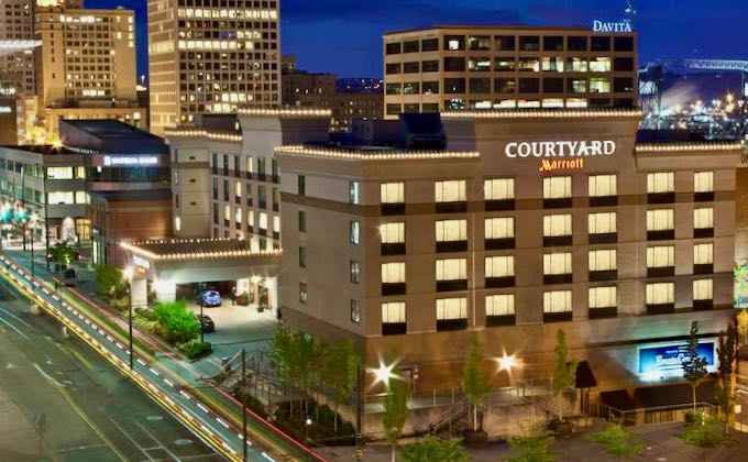 Best affordable 3-star hotel close to Tacoma Convention Center.