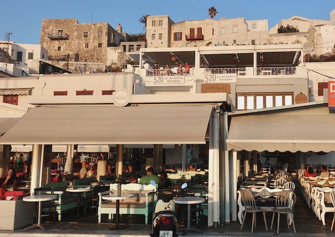 520 Cocktail Bar Restaurant in Naxos Town