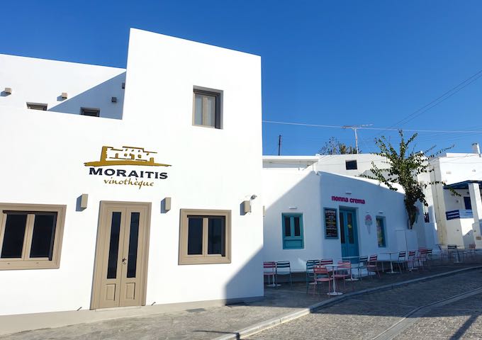 Moraitis Vinotheque in Naoussa, Paros