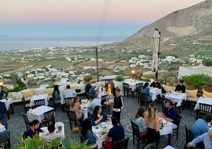 Best Restaurant in Santorini.