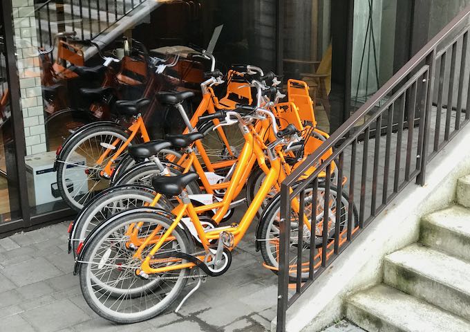 The hotel offers complimentary bikes to its guests.