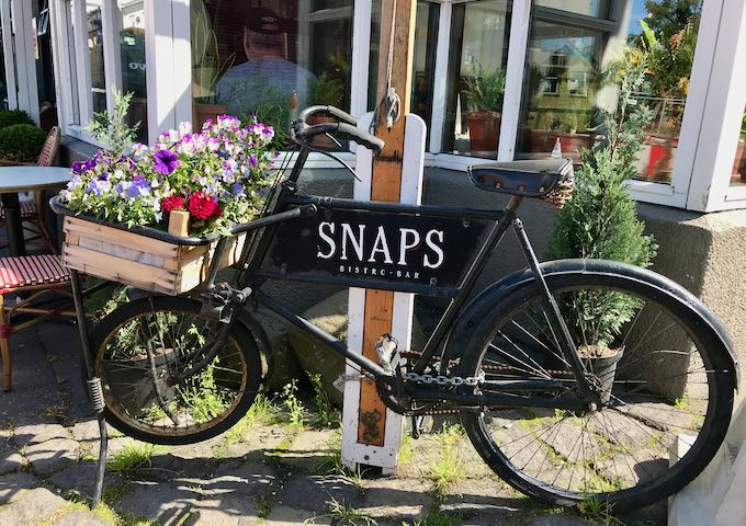 Snaps Bistro is a popular French bistro.