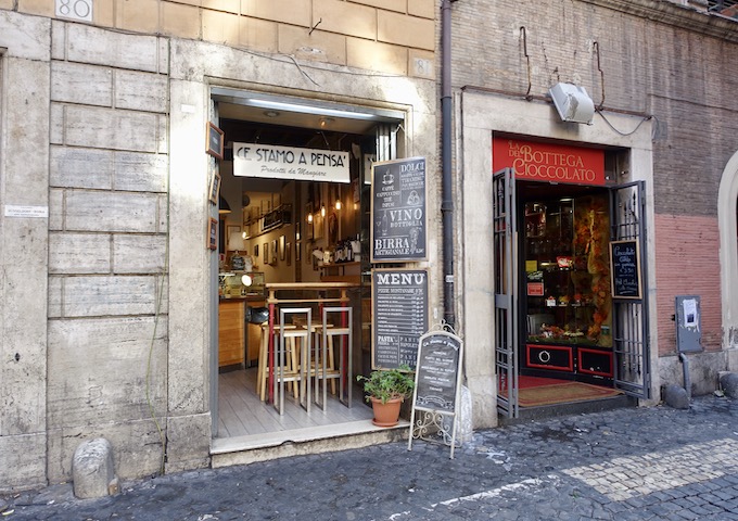 Ce Stamo a Pensa restaurant in Rome