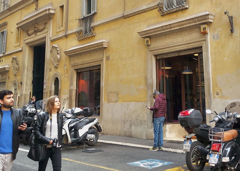 SBU shop in Rome