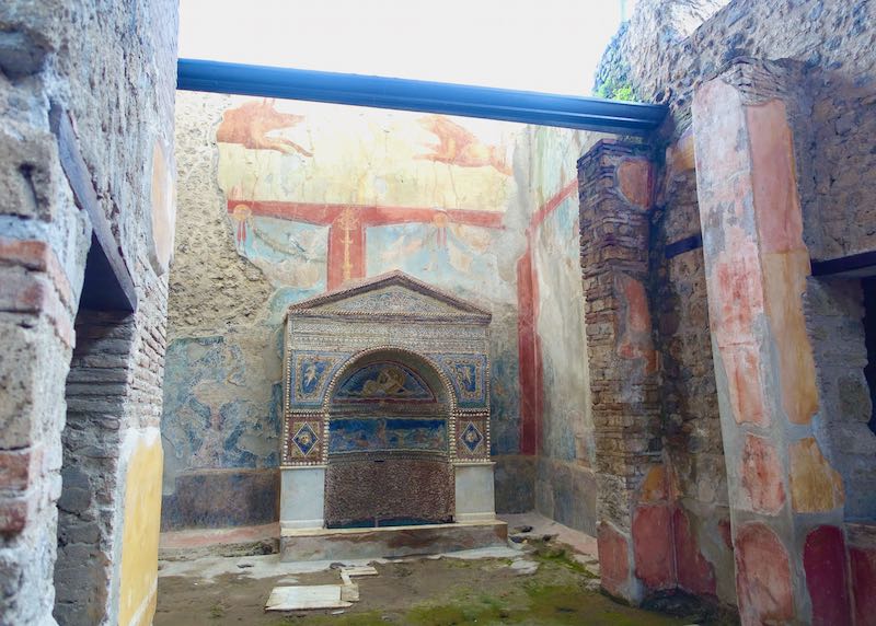 Frescoes and mosaics at Pompeii