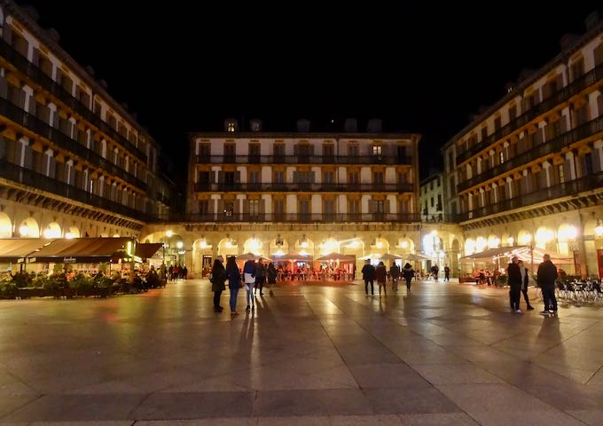 Bullfights were once held in the Plaza de la Constitución.