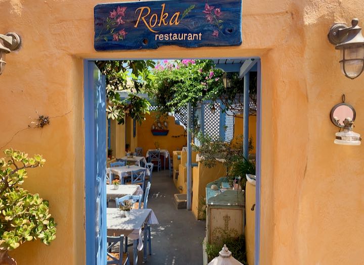Restaurant in Oia, Santorini.