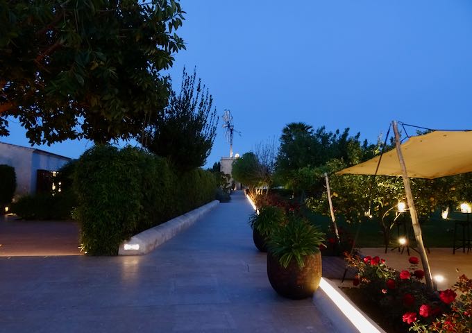 The garden is even more beautiful at night.