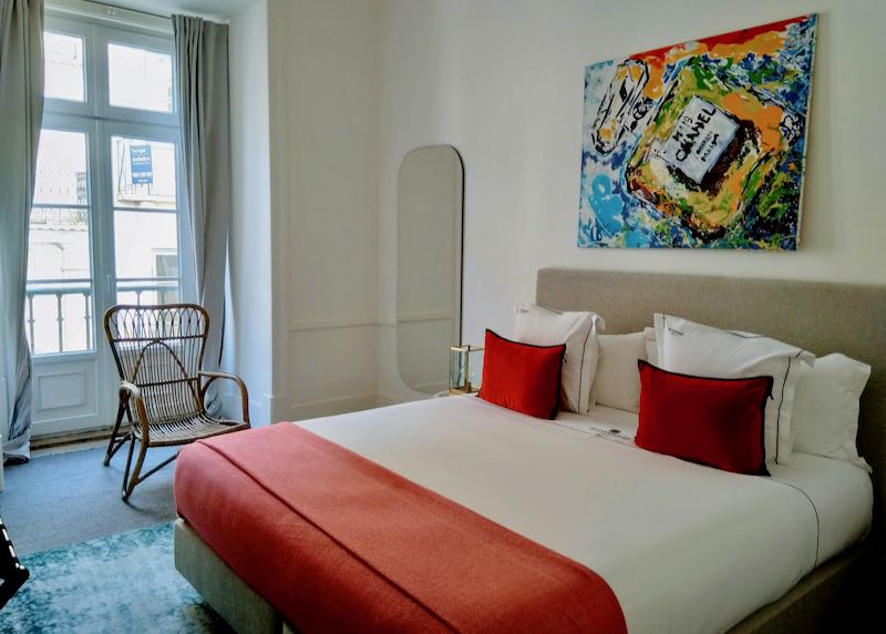 Review of Le Consulat Hotel in Lisbon.