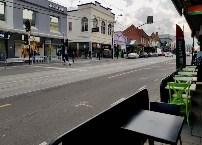 Toorak Road has several cafes with outdoor seating.
