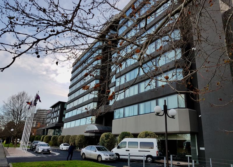 The hotel is in Albert Park.