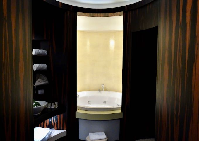 Gallery Deluxe rooms have unique round jacuzzis.