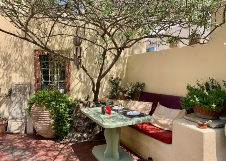 Karma Restaurant in Oia, Santorini