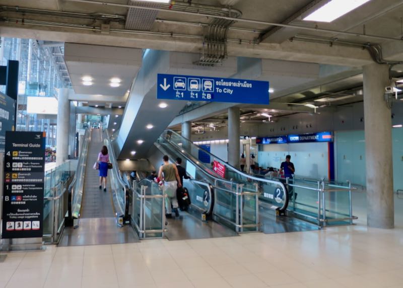 Transit options for Suvarnabhumi Airport in Bangkok.