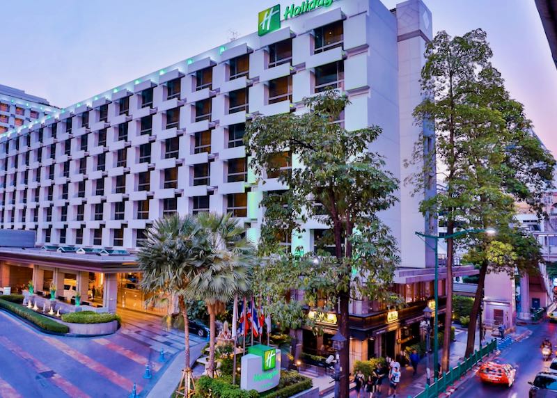 Bangkok hotel near airport transportation.
