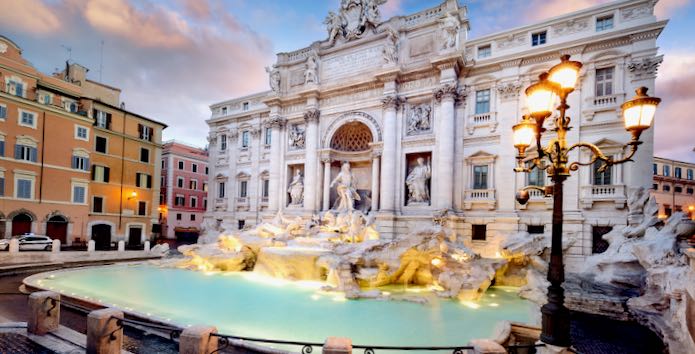 Best places to stay near Trevi Fountain.