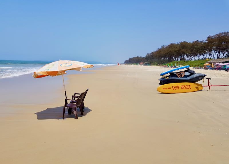 Cavelossim beach is uncrowded and tranquil.