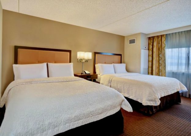 6 BEST HOTELS At JFK AIRPORT Near Terminal   Hotels Near Jfk Airport Hampton Inn 624x445 